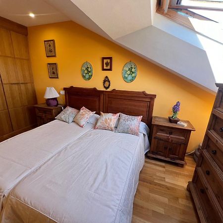 Atractivo Atico 2 Habitaciones Villaviciosa  Exteriér fotografie